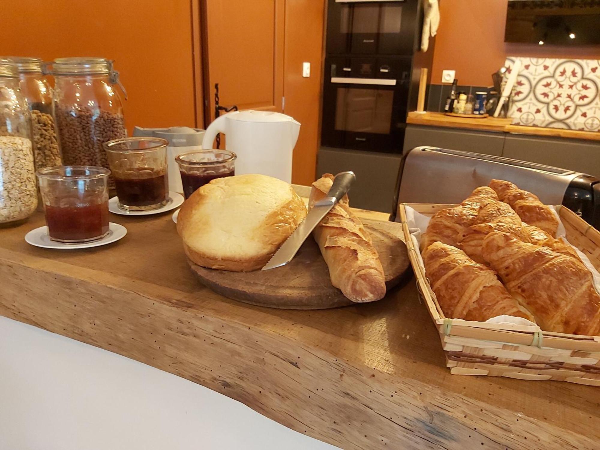 La Bastide Cardan Hotel Saint-Sulpice-de-Pommiers ภายนอก รูปภาพ